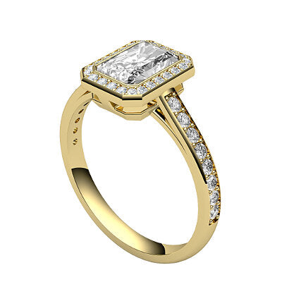 Trionfo Radiant Solitaire halo Half diamond band