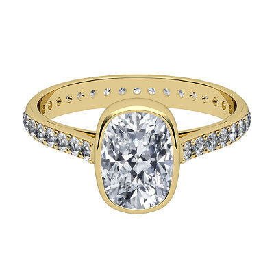 Vittoria Cushion Solitaire Full diamond band