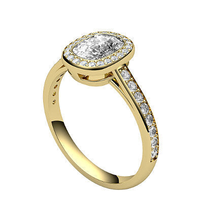Trionfo Cushion Solitaire halo Half diamond band