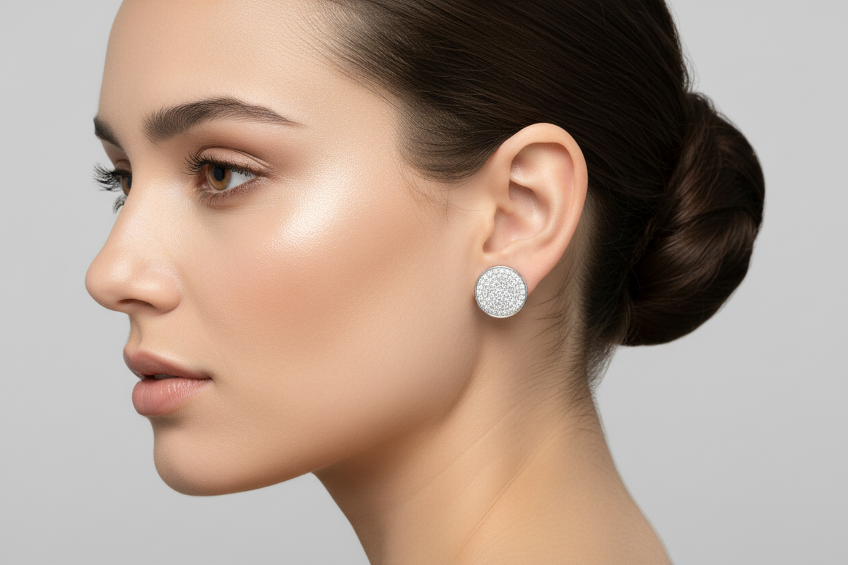 Classic Pavè round  earrings