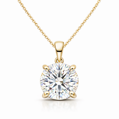 classic diamond  pendant yellow gold 