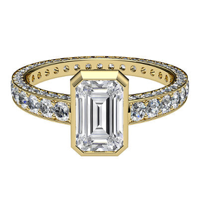 Simple Flat Emerald Solitaire Full coverage diamond band