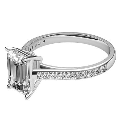 Trionfo Emerald Solitaire Half diamond band 4 Prongs