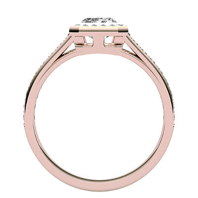 Trionfo Emerald Solitaire halo Half diamond band