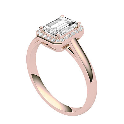 Trionfo Emerald Solitaire halo Classic band 4 Prongs