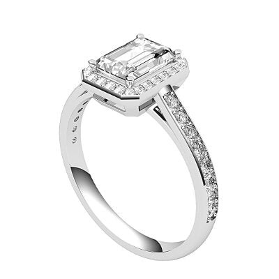 Trionfo Emerald Solitaire halo Half diamond band 4 Prongs