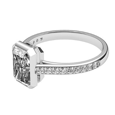 Trionfo Radiant Solitaire Half diamond band