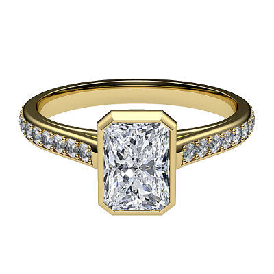 Trionfo Radiant Solitaire Half diamond band