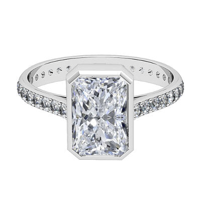 Vittoria Radiant Solitaire Full diamond band