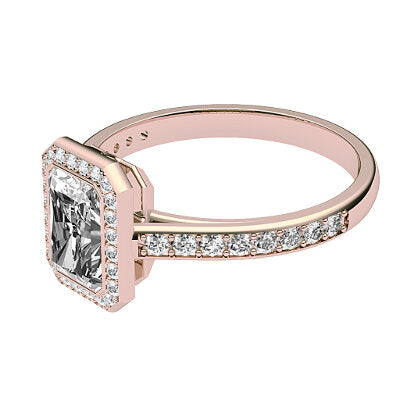 Trionfo Radiant Solitaire halo Half diamond band