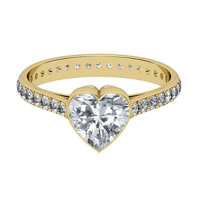 Vittoria Heart Solitaire Full diamond band