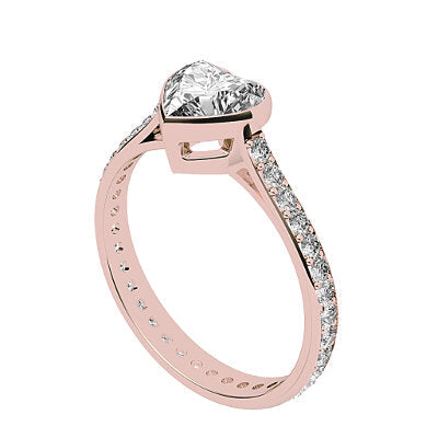 Vittoria Heart Solitaire Full diamond band