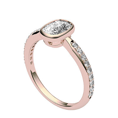 Simple Flat Cushion Solitaire Half diamond band