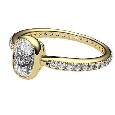 Simple Flat Cushion Solitaire Full diamond band