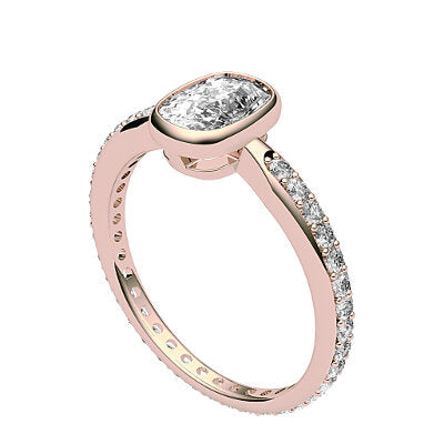 Simple Flat Cushion Solitaire Full diamond band
