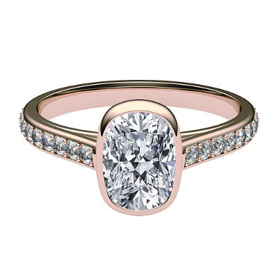 Trionfo Cushion Solitaire Half diamond band