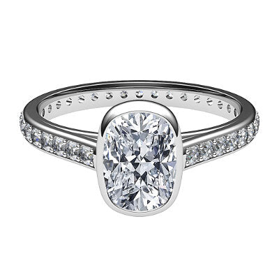 Trionfo Cushion Solitaire Full diamond band