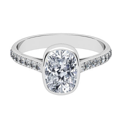 Vittoria Cushion Solitaire Half diamond band