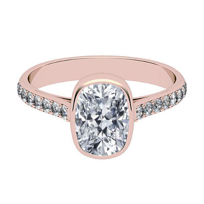 Vittoria Cushion Solitaire Half diamond band