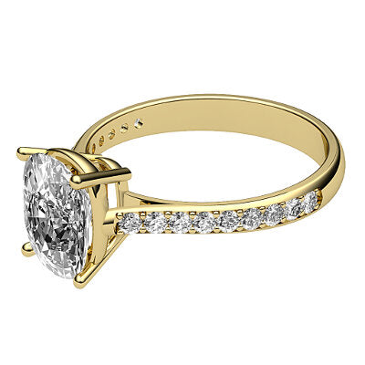 Vittoria Cushion Solitaire Half diamond band 4 Prongs