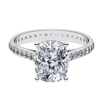Vittoria Cushion Solitaire Full diamond band 4 Prongs