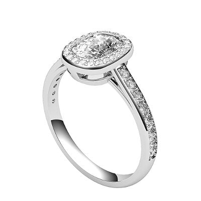 Trionfo Cushion Solitaire halo Half diamond band