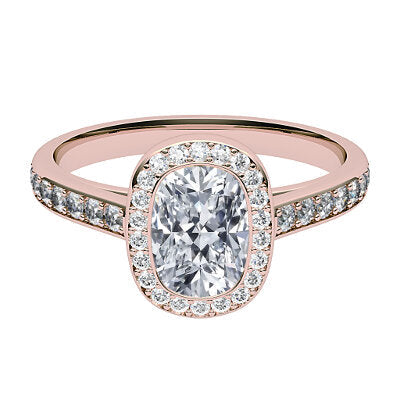 Trionfo Cushion Solitaire halo Half diamond band