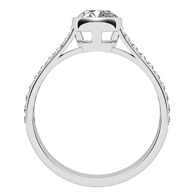 Vittoria Round Solitaire Half diamond band