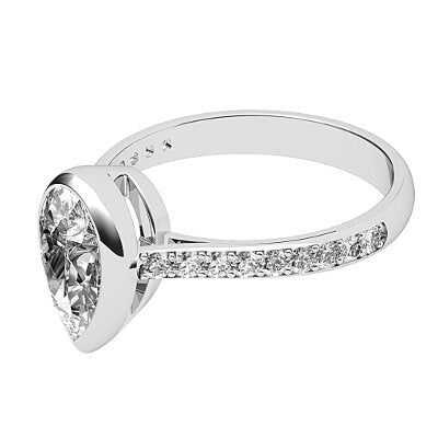 Vittoria Pear Solitaire Half diamond band
