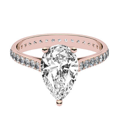 Vittoria Pear Solitaire Full diamond band 3 Prongs