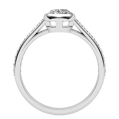 Trionfo Oval Solitaire Half diamond band