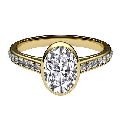 Trionfo Oval Solitaire Half diamond band