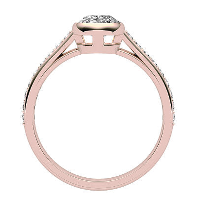 Trionfo Oval Solitaire Half diamond band