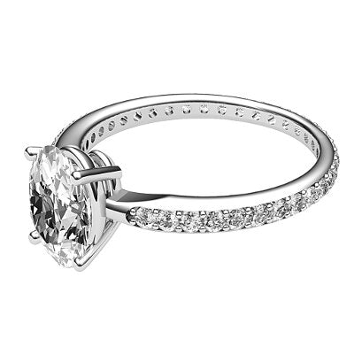 Simple Flat Oval Solitaire Full diamond band 4 Prongs