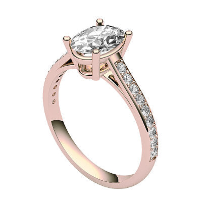 Trionfo Oval Solitaire Half diamond band 4 Prongs