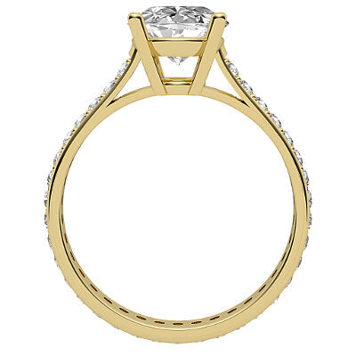 Vittoria Oval Solitaire Full diamond band 4 Prongs