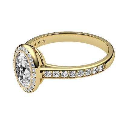 Trionfo Oval Solitaire halo Half diamond band