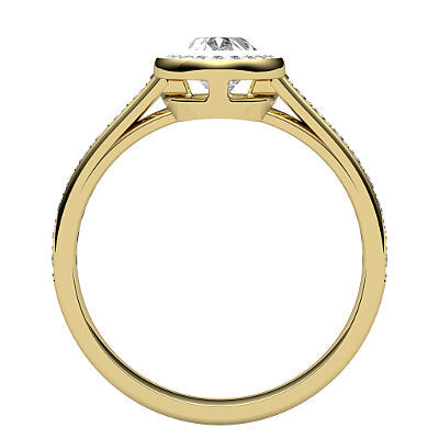 Trionfo Oval Solitaire halo Half diamond band