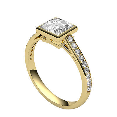 Trionfo Princess Solitaire Half diamond band