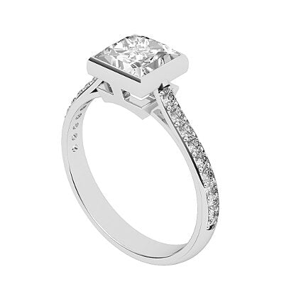 Vittoria Princess Solitaire Half diamond band